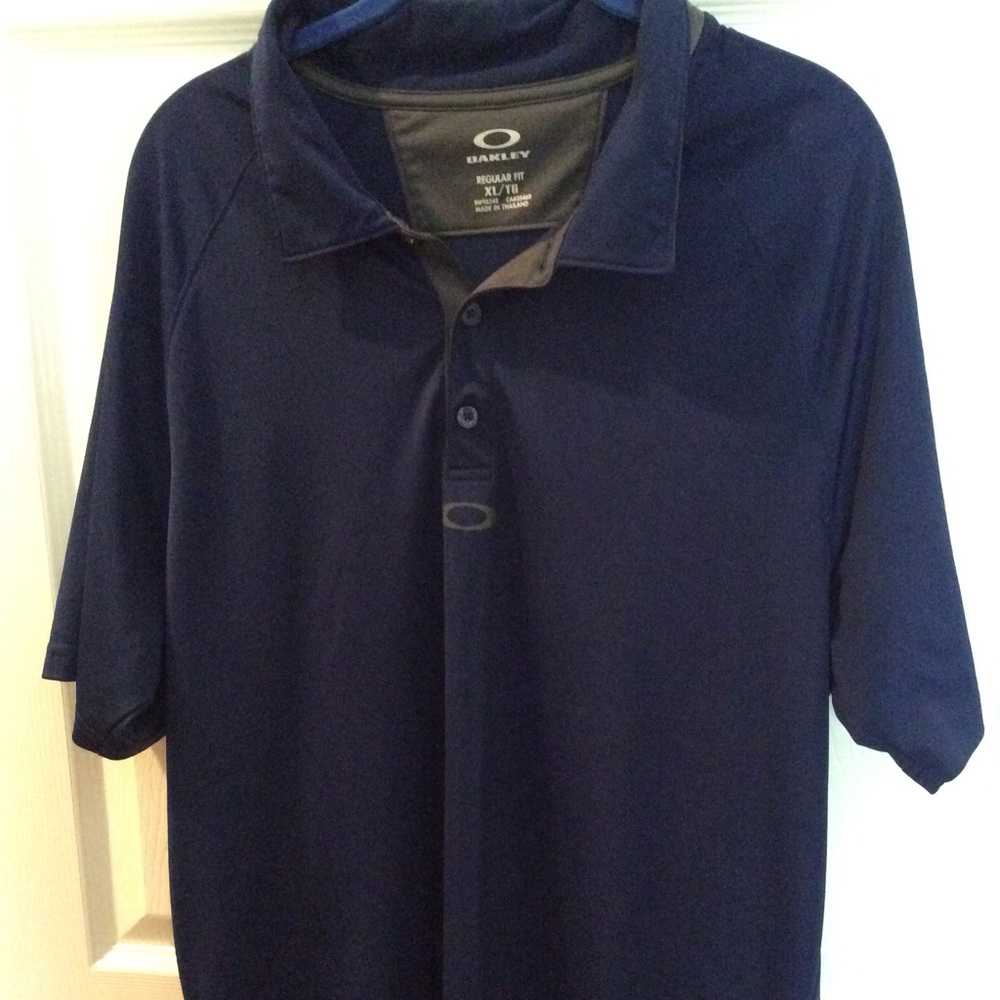 Oakley polo style dri-fit shirt